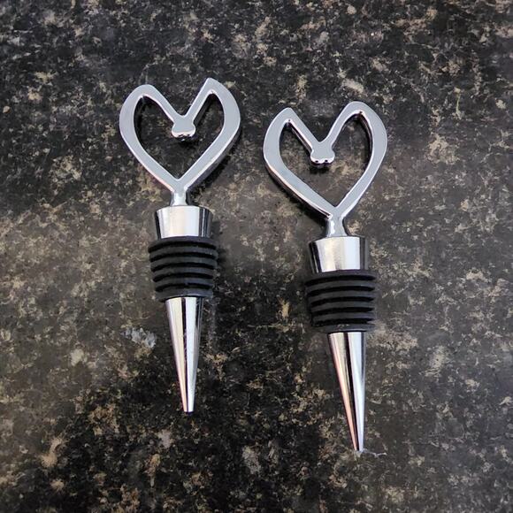 Lot of 4 Wine Country Wine Stoppers, 2 long and 2 short - Picture 3 of 5